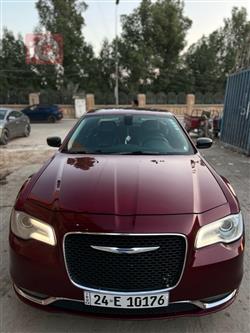 کرایسلەر 300